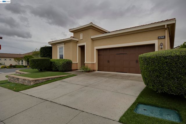 1741 Chardonnay Ln, Brentwood, CA 94513