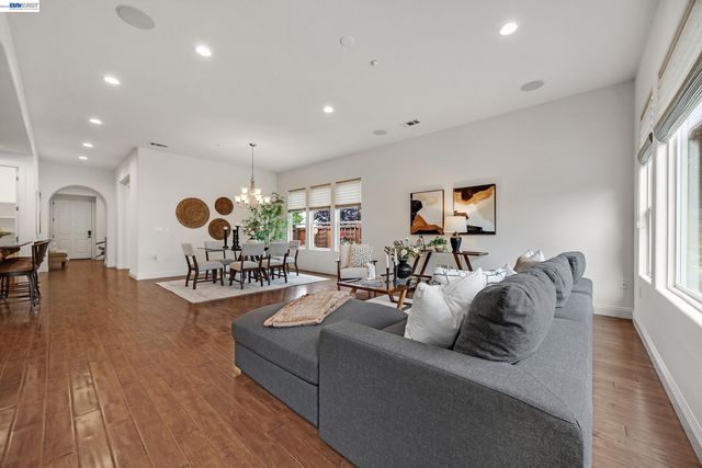 1741 Chardonnay Ln, Brentwood, CA 94513