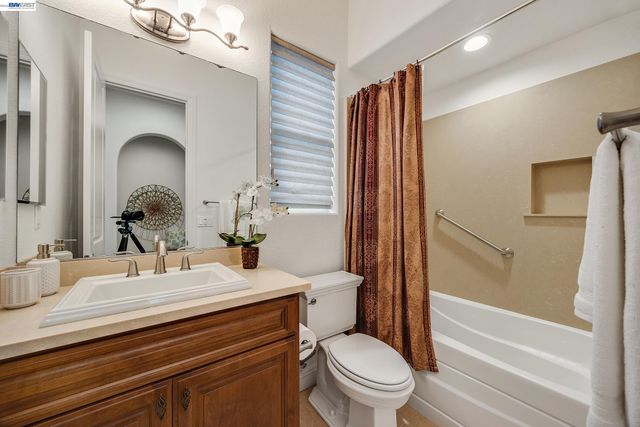 1741 Chardonnay Ln, Brentwood, CA 94513