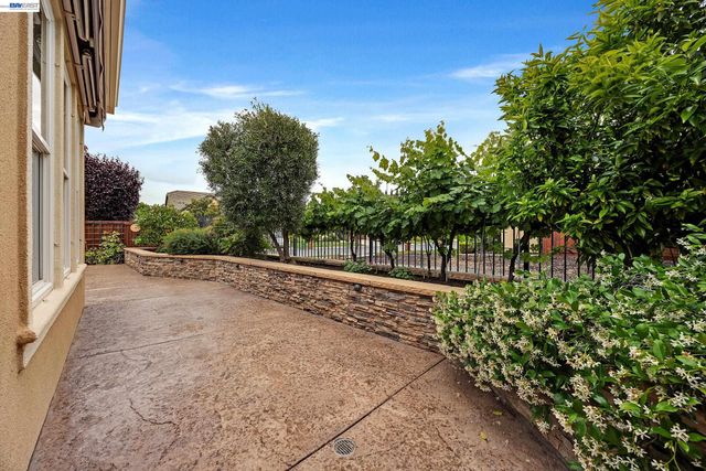 1741 Chardonnay Ln, Brentwood, CA 94513