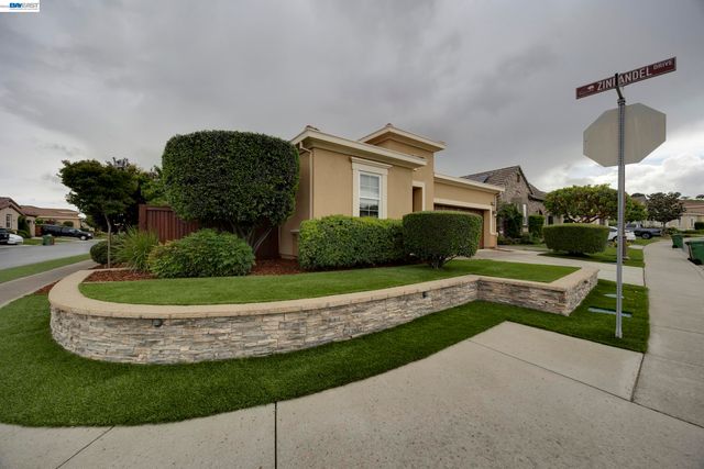 1741 Chardonnay Ln, Brentwood, CA 94513
