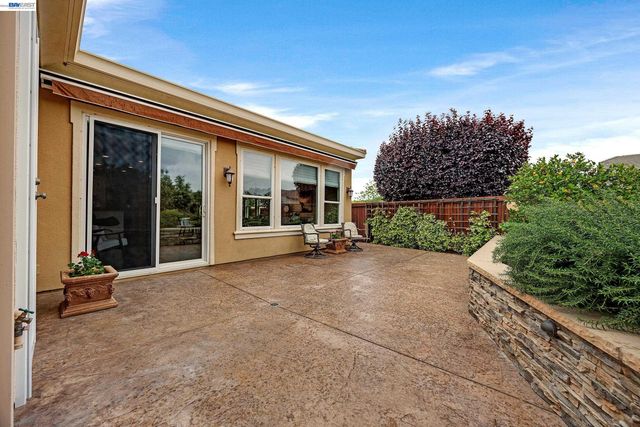 1741 Chardonnay Ln, Brentwood, CA 94513
