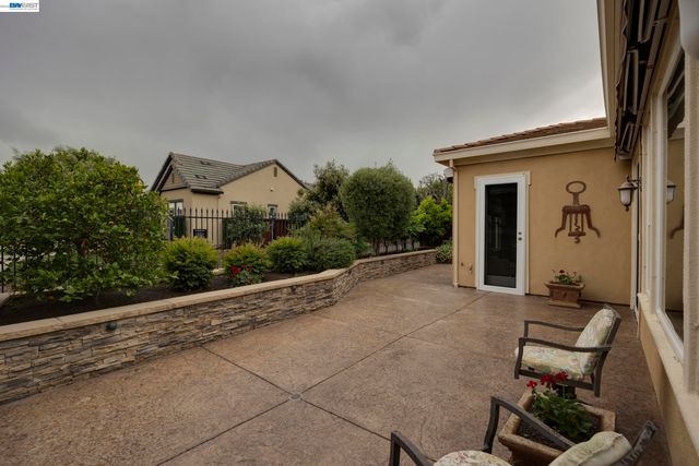 1741 Chardonnay Ln, Brentwood, CA 94513
