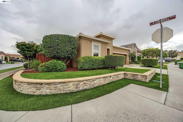 1741 Chardonnay Ln, Brentwood, CA 94513