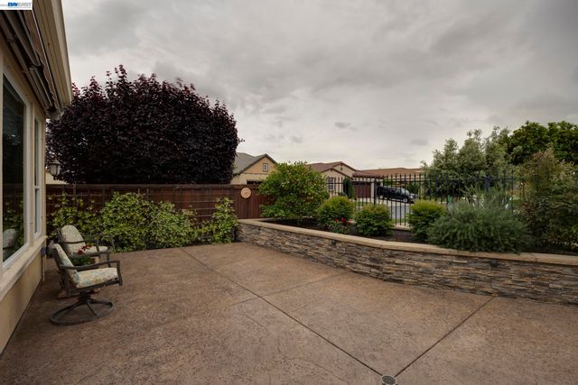 1741 Chardonnay Ln, Brentwood, CA 94513