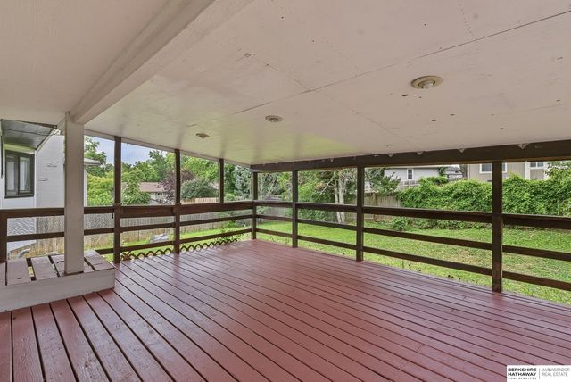 3408 Lynnwood Drive, Bellevue, NE 68123