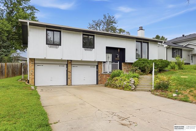 3408 Lynnwood Drive, Bellevue, NE 68123