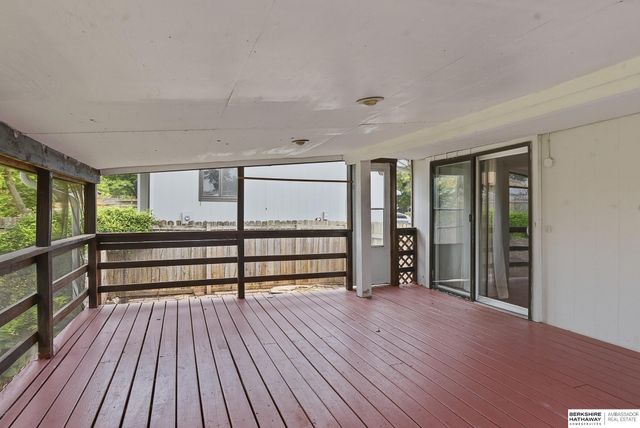 3408 Lynnwood Drive, Bellevue, NE 68123
