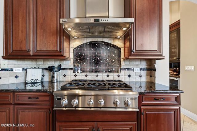 440 E KESLEY Lane, Jacksonville, FL 32259