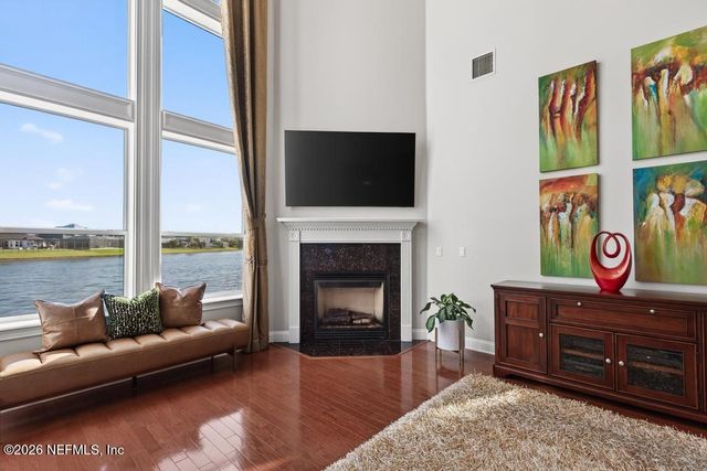 440 E KESLEY Lane, Jacksonville, FL 32259