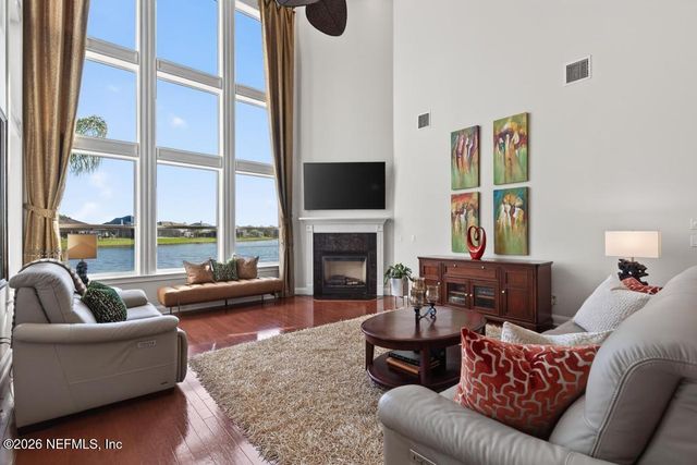 440 E KESLEY Lane, Jacksonville, FL 32259