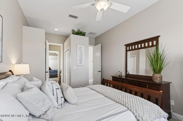 440 E KESLEY Lane, Jacksonville, FL 32259