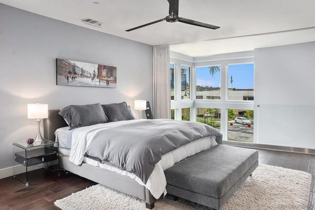 2440 Via Alta, San Diego, CA 92108