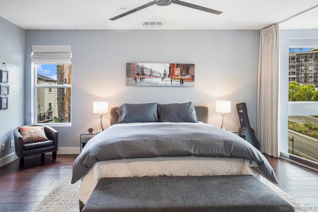 2440 Via Alta, San Diego, CA 92108