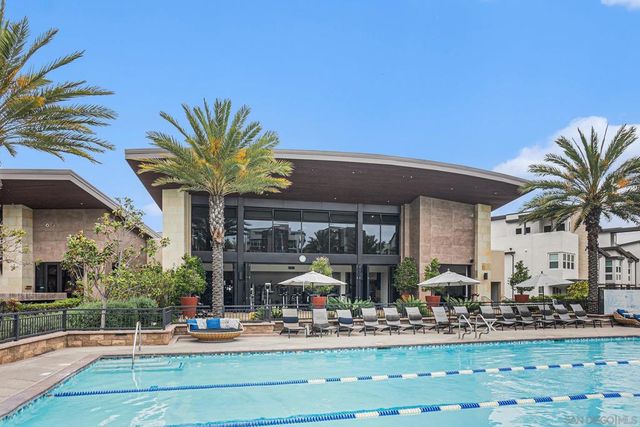 2440 Via Alta, San Diego, CA 92108