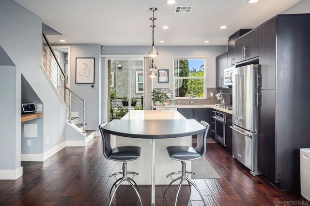 2440 Via Alta, San Diego, CA 92108