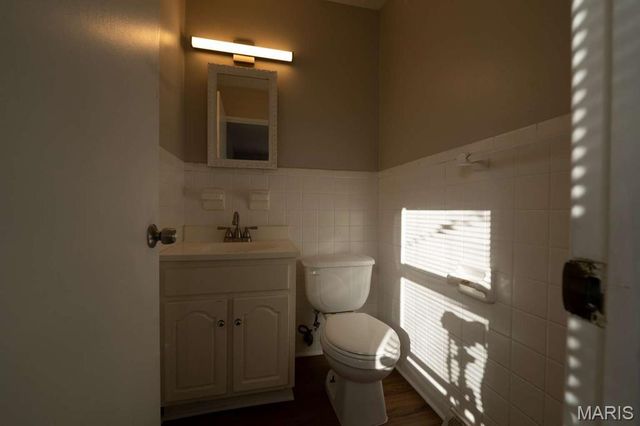 738 Riderwood Drive, Hazelwood, MO 63042