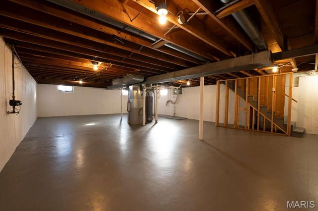 738 Riderwood Drive, Hazelwood, MO 63042