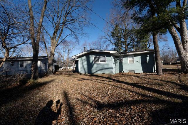 738 Riderwood Drive, Hazelwood, MO 63042