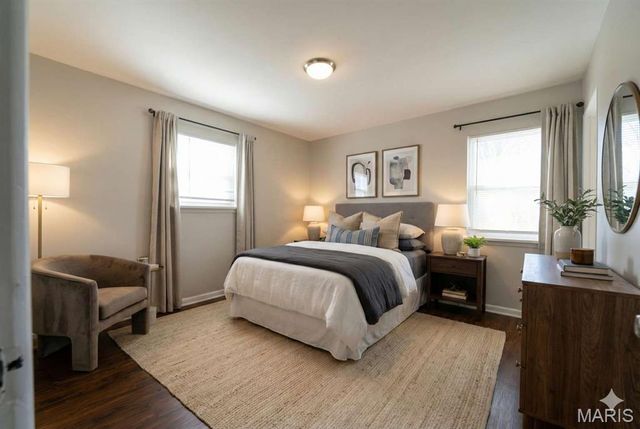 738 Riderwood Drive, Hazelwood, MO 63042