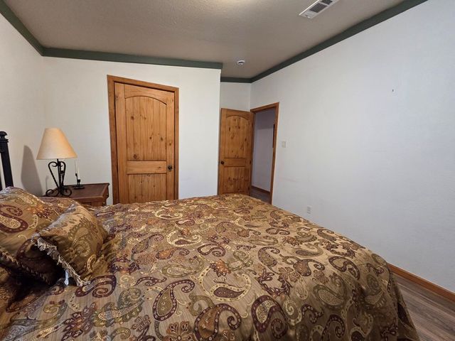 708 C Town Creek Rd, Kerrville, TX 78028