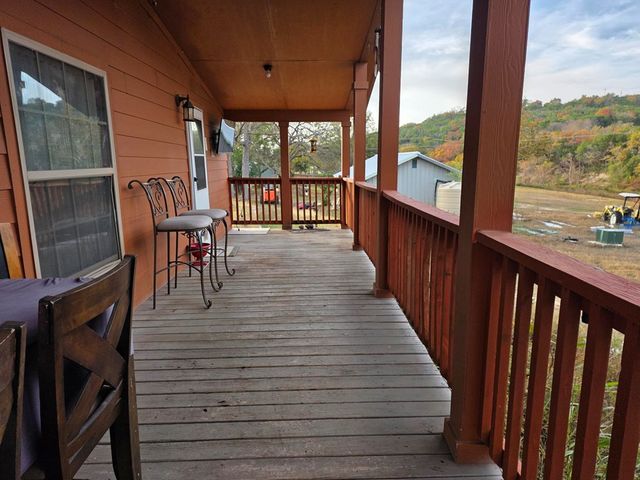 708 C Town Creek Rd, Kerrville, TX 78028