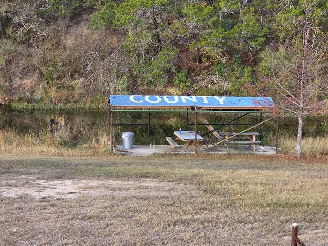 708 C Town Creek Rd, Kerrville, TX 78028