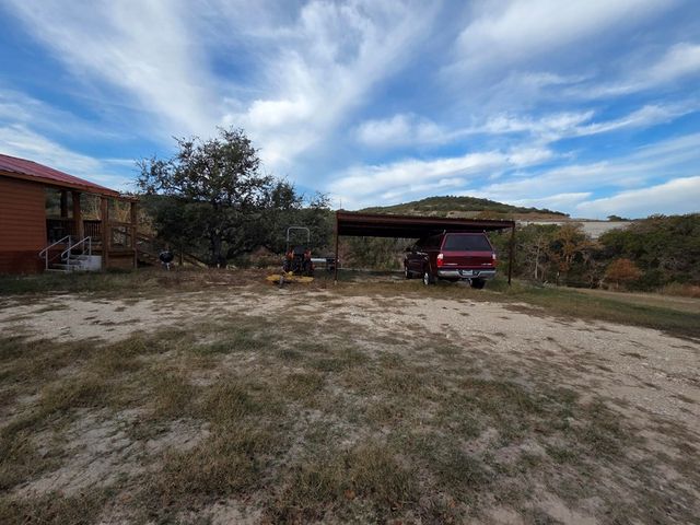 708 C Town Creek Rd, Kerrville, TX 78028