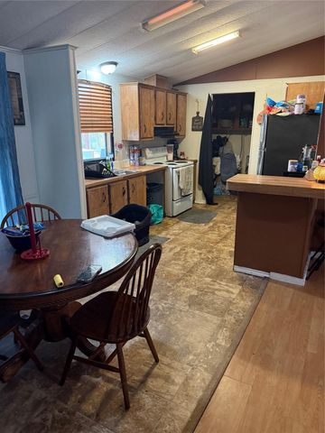 8163 Lady Bird, Kemp, TX 75143