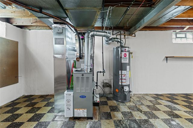 21724 Audrey Avenue, Warren, MI 48091