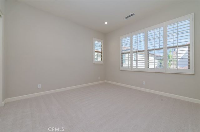 124 Holly Springs, Irvine, CA 92618