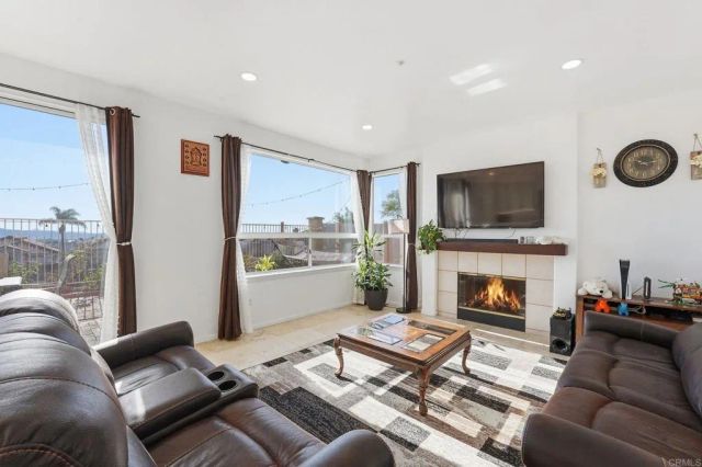 2345 Country View, Escondido, CA 92026