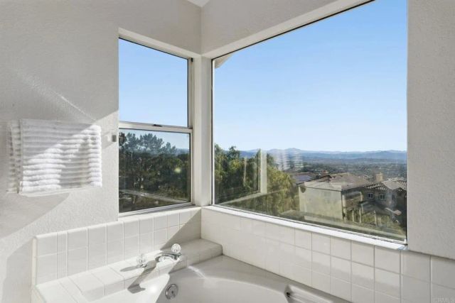 2345 Country View, Escondido, CA 92026