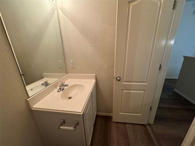 2053 Rachel LN, Round Rock, TX 78664