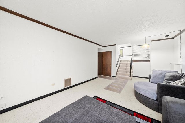 22434 Pleasant Drive, Richton Park, IL 60471