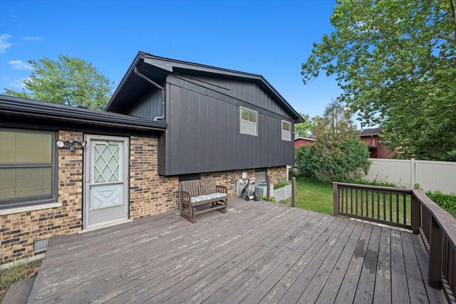 22434 Pleasant Drive, Richton Park, IL 60471