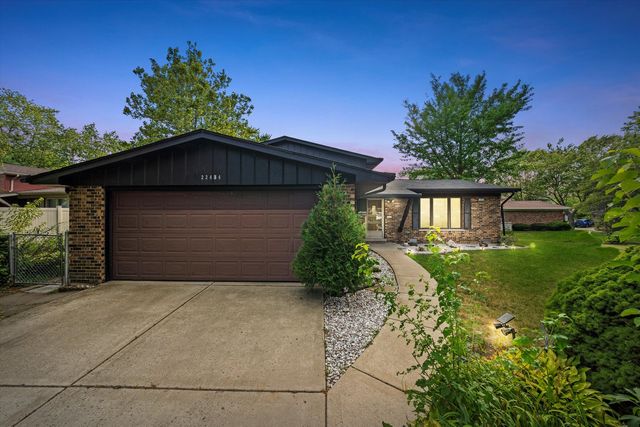 22434 Pleasant Drive, Richton Park, IL 60471