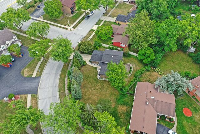 22434 Pleasant Drive, Richton Park, IL 60471