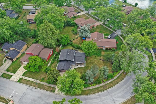 22434 Pleasant Drive, Richton Park, IL 60471