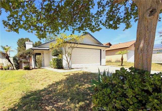 2878 Acacia Avenue, San Bernardino, CA 92405