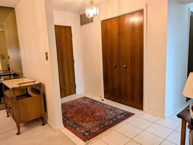 9558 Gross Point Road A406, Skokie, IL 60076