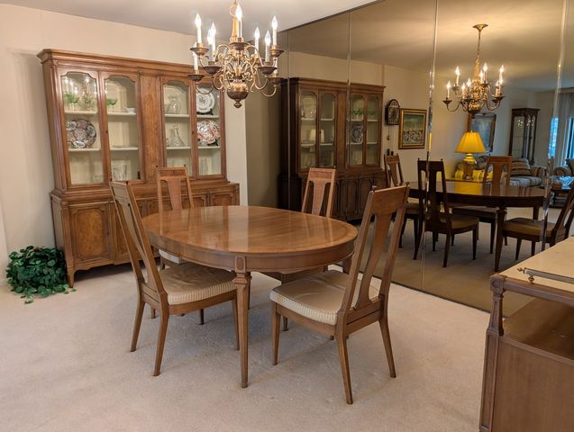 9558 Gross Point Road A406, Skokie, IL 60076