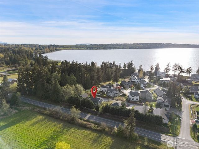 4593 Hall Road, Blaine, WA 98230
