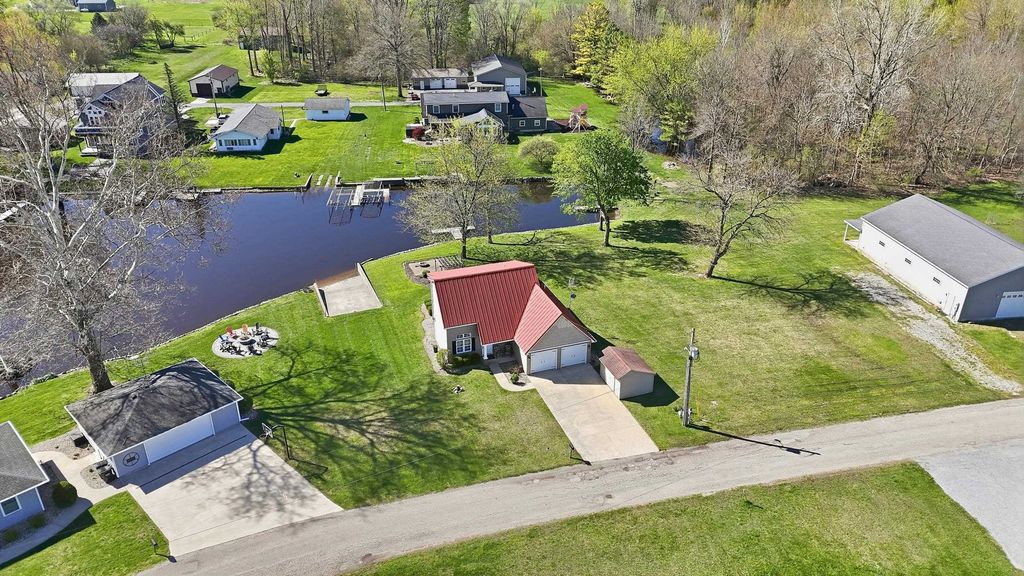 11990 E 395 S, Lagrange, IN 46761
