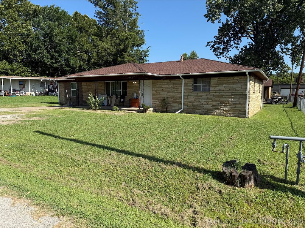 303 W Elm Street, Catoosa, OK 74015