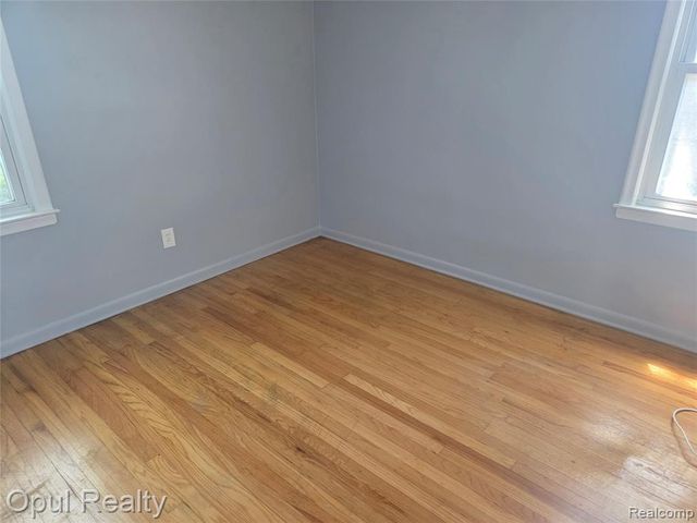 13520 Fenton, Redford, MI 48239