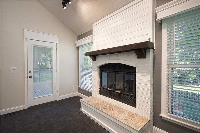 304 SE Brownfield Drive, Lee's Summit, MO 64063