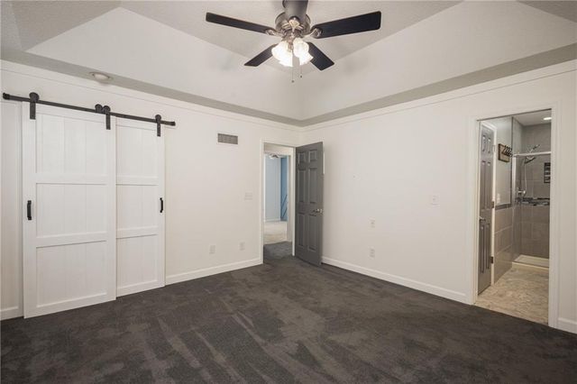 304 SE Brownfield Drive, Lee's Summit, MO 64063