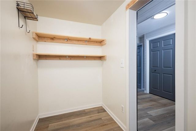 304 SE Brownfield Drive, Lee's Summit, MO 64063