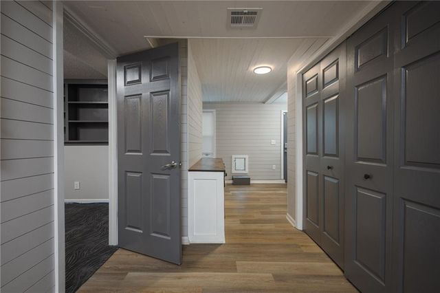 304 SE Brownfield Drive, Lee's Summit, MO 64063